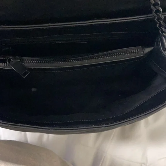 Authentic YSL purse - Picture 4 of 4